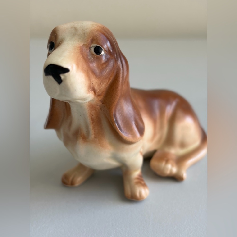 Vintage Enesco Basset Hound Dog Figurine Made in Japan With Original Sticker